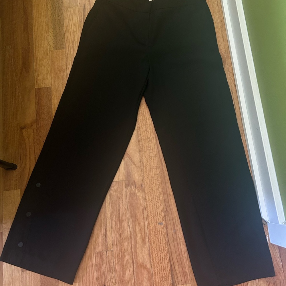 Wide-leg black trousers